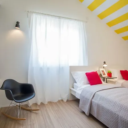 Elysium - Beautiful Family House With Heated Pool * Kaštela